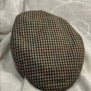 Kangol stamped sz Small plaid quilted inside Irish driver newsboy cap